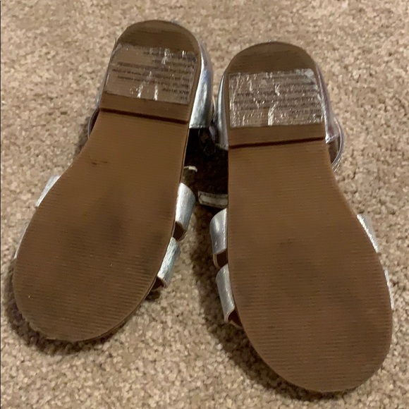 Sandals - Picture 3 of 5